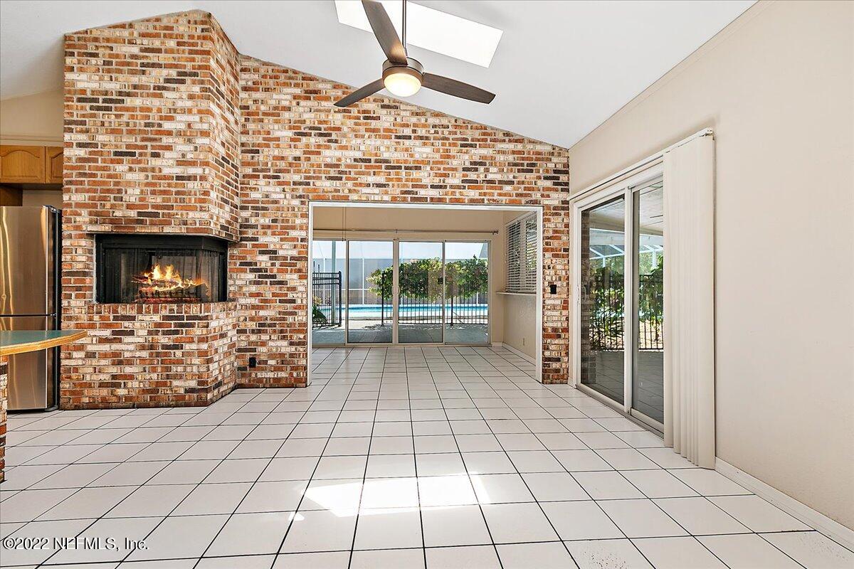 5261 Ridgecrest Avenue Jacksonville, FL 32207 - Photo 10 of 30 Family to Dining