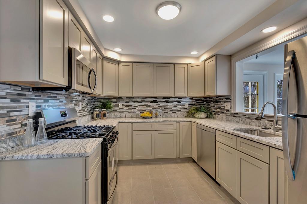 31 Crehore Road Boston, MA 02467 - Photo 9 of 28