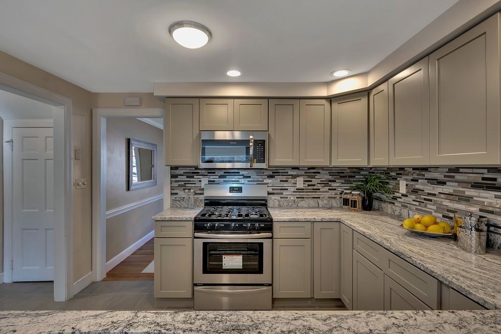 31 Crehore Road Boston, MA 02467 - Photo 10 of 28