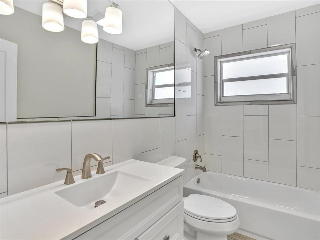 541 Northeast 18th Street Boca Raton, FL 33431 - Photo 13 of 21 Photo 13