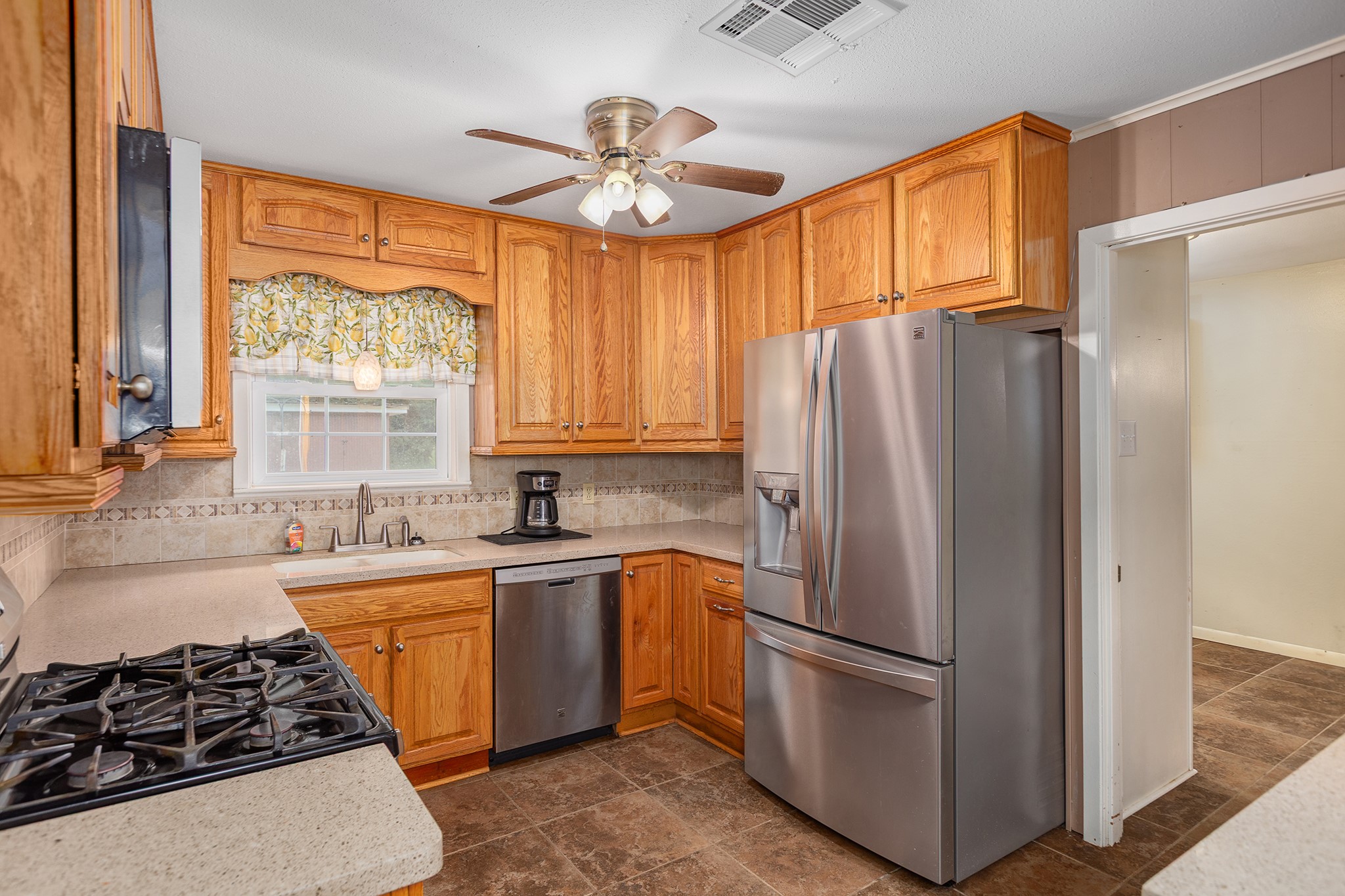 536 Wallisville Road Liberty, TX 77575 - Photo 15 of 44 Gallery Image 15
