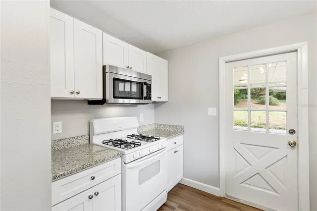 $1,750 | 36124 East Spring Lake Boulevard, Fruitland Park, FL 34731