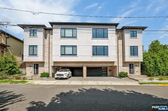 a car parked in front of a building