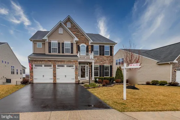 $4,730 | 25833 Racing Sun Drive, Aldie, VA 20105