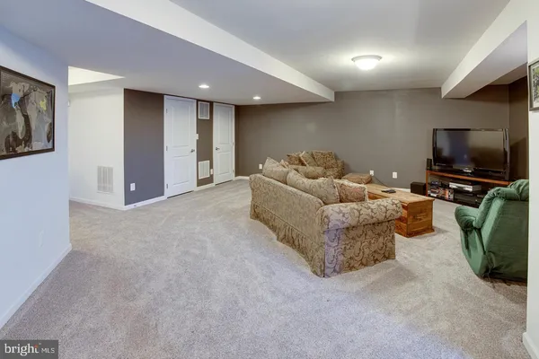 $4,730 | 25833 Racing Sun Drive, Aldie, VA 20105