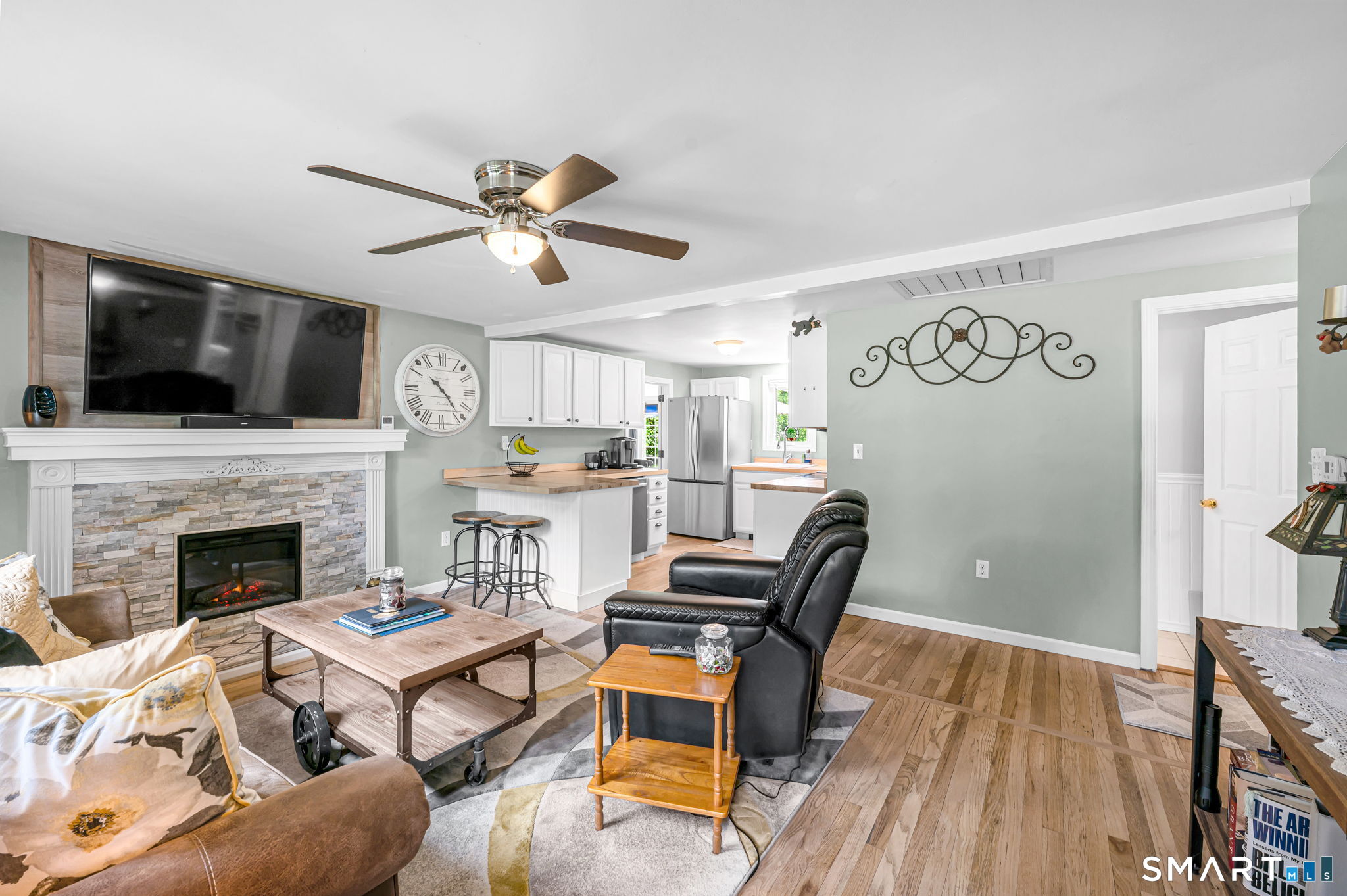 32 Parsons Road Enfield, CT 06082 - Photo 17 of 40