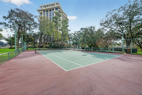 $213,000 | 14655 Champion Forest Drive, Unit 502, Houston, TX 77069