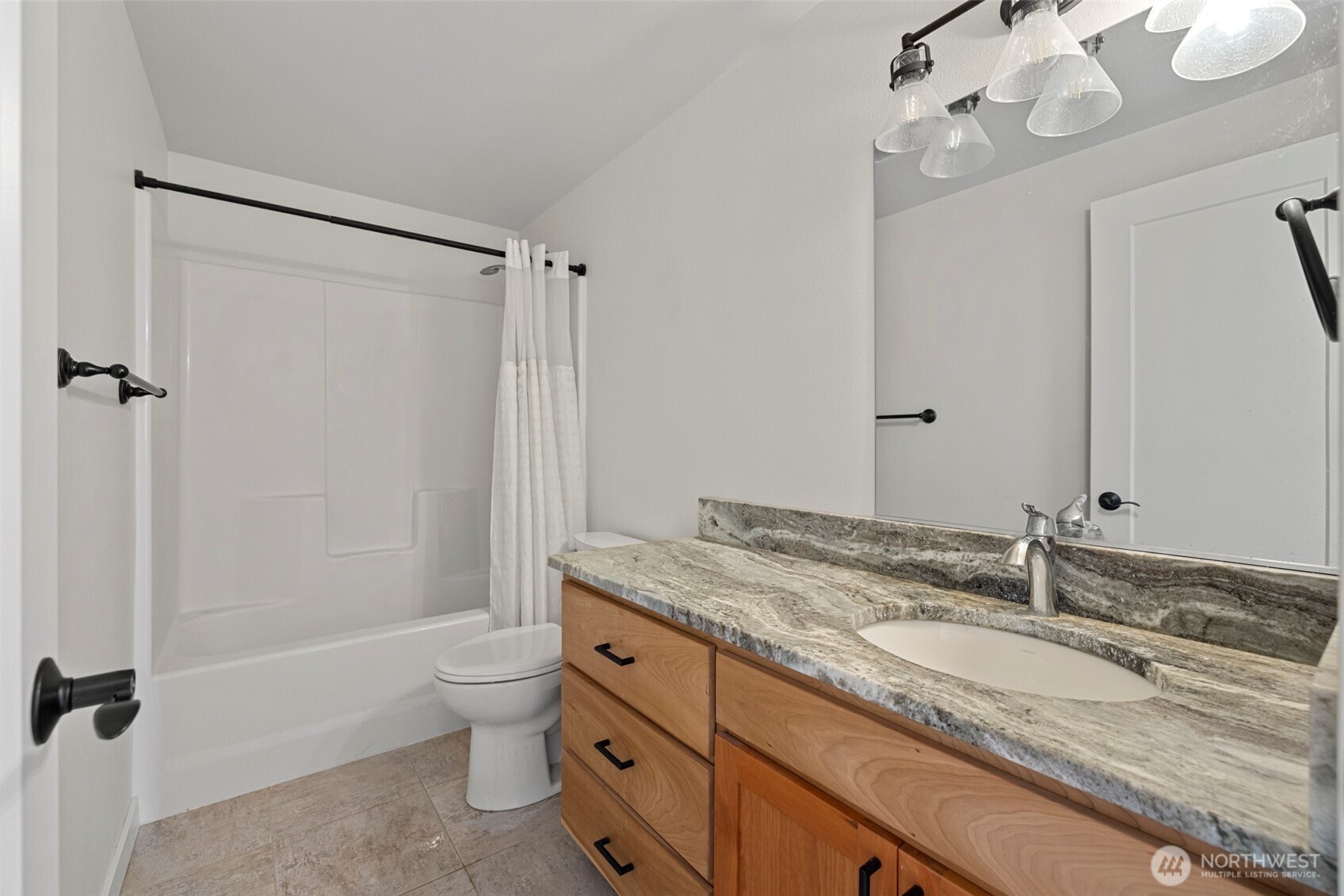 815 Engle Road Coupeville, WA 98239 - Photo 19 of 40 Gallery Image 19