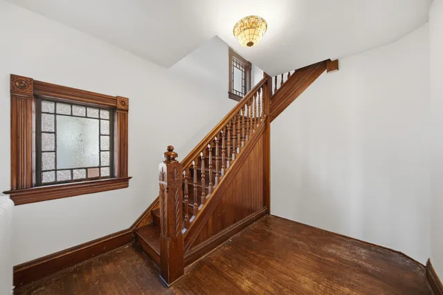 $149,000 | 1102 West 3rd Street, Dixon, IL 61021