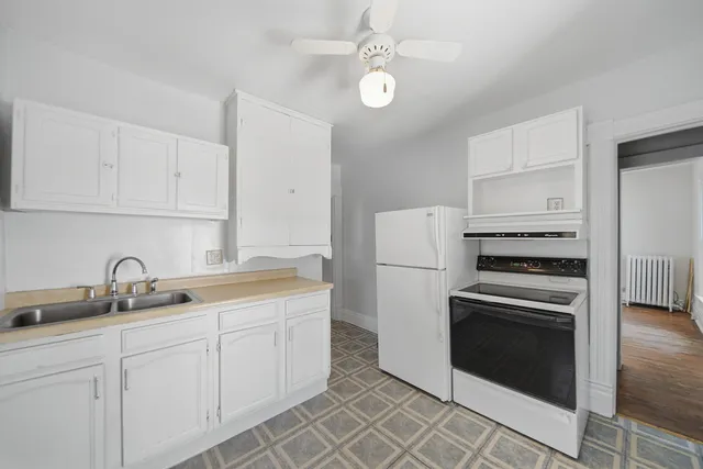 $149,000 | 1102 West 3rd Street, Dixon, IL 61021