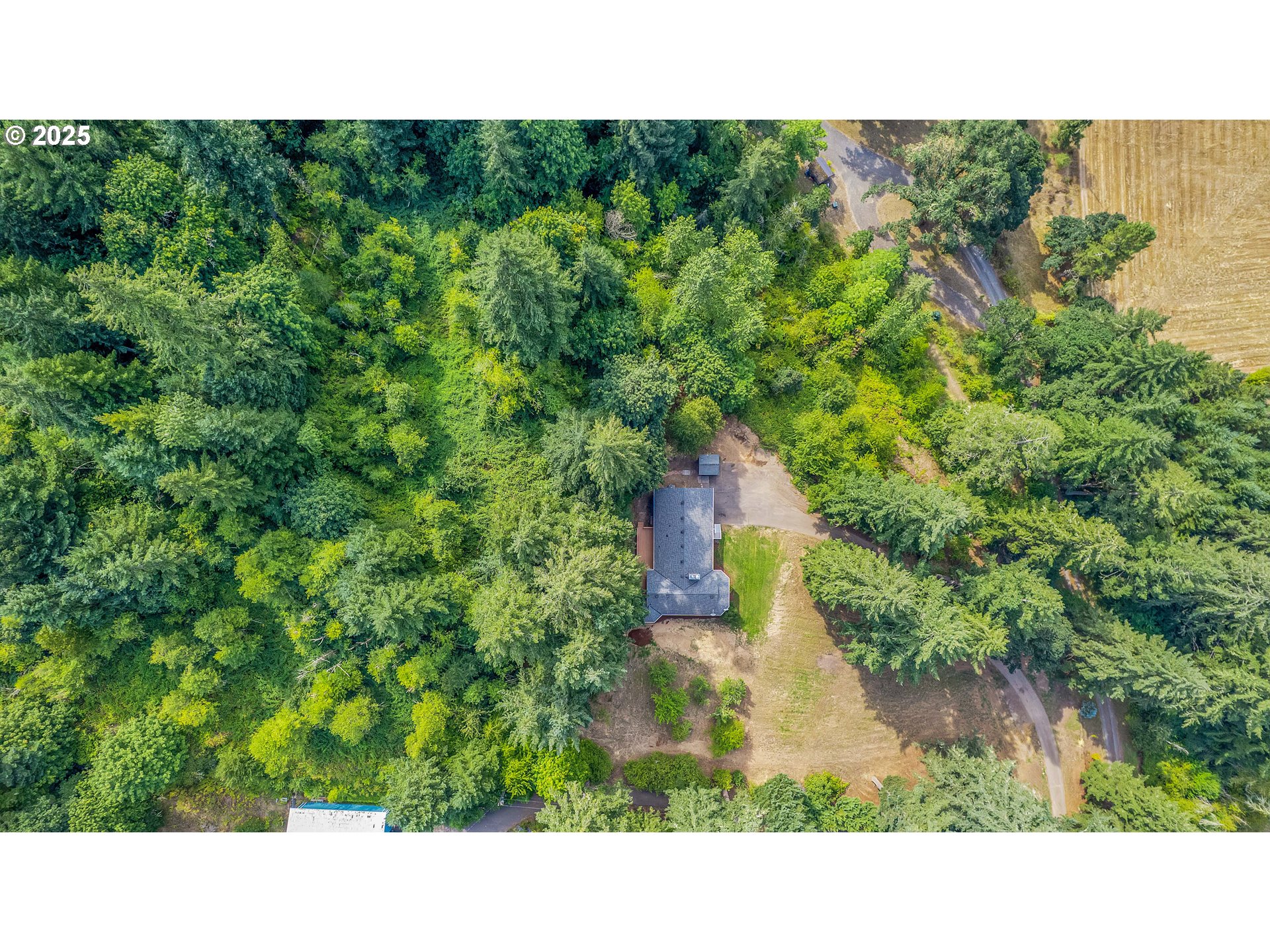 22486 South Redland Road Estacada, OR 97023 - Photo 10 of 46 a black and white photo of a house