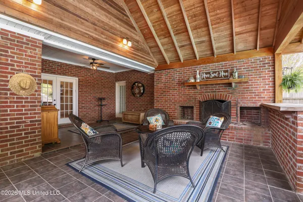 $599,900 | 119 Northaven Drive, Jackson, MS 39209