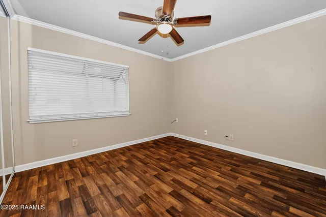 $119,900 | 220 Doucet Road, Unit 211B, Lafayette, LA 70503