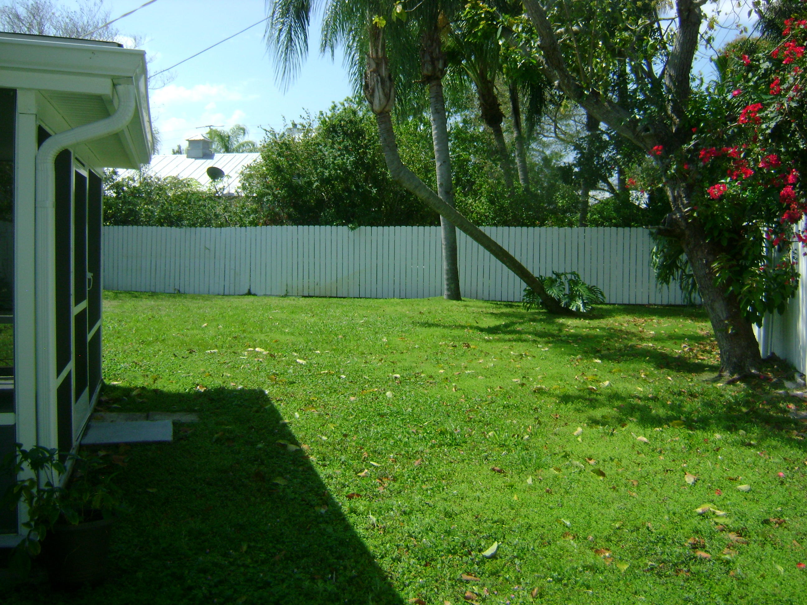 8981 Southeast Apollo Street Hobe Sound, FL 33455 - Photo 16 of 18 DSC08281