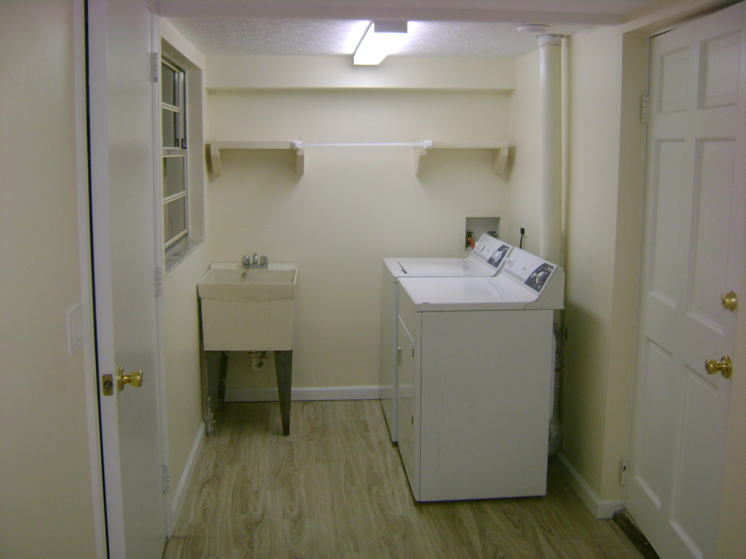 8981 Southeast Apollo Street Hobe Sound, FL 33455 - Photo 10 of 18 DSC08273