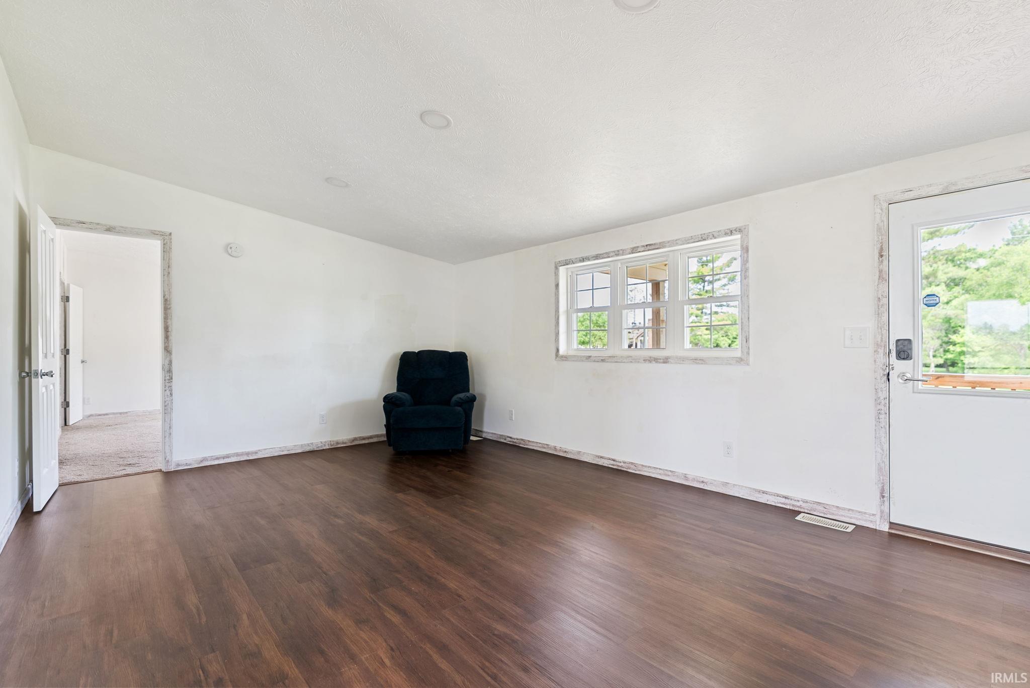 21630 Campbell Road Spencerville, IN 46788 - Photo 6 of 28
