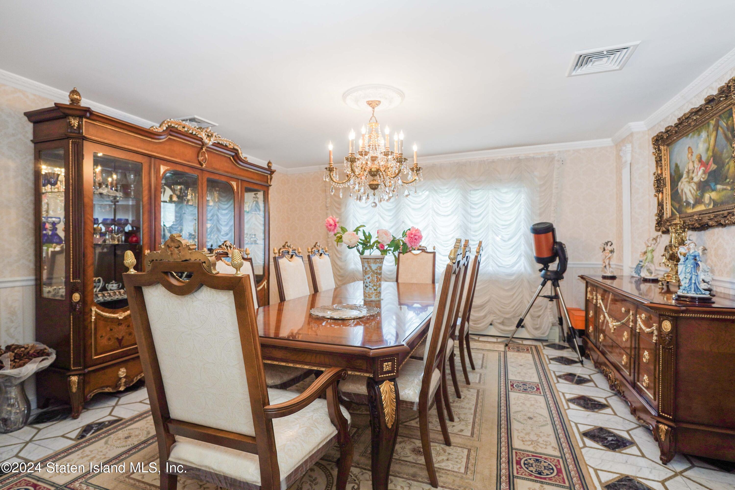476 St George Road Staten Island, NY 10306 - Photo 12 of 42 Photo Aug 06 2024, 5 45 34 AM