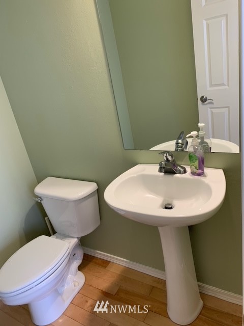 35215 Southeast Ridge Street Snoqualmie, WA 98065 - Photo 10 of 25 a bathroom with a sink and a toilet