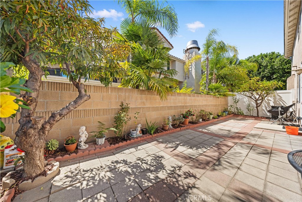 2626 West Ball Road, Unit J2 Anaheim, CA 92804 - Photo 33 of 46 Gallery Image 33