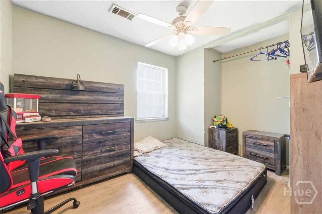 345 West Poplar Street Jesup, GA 31545 - Photo 15 of 31 Bedroom 1