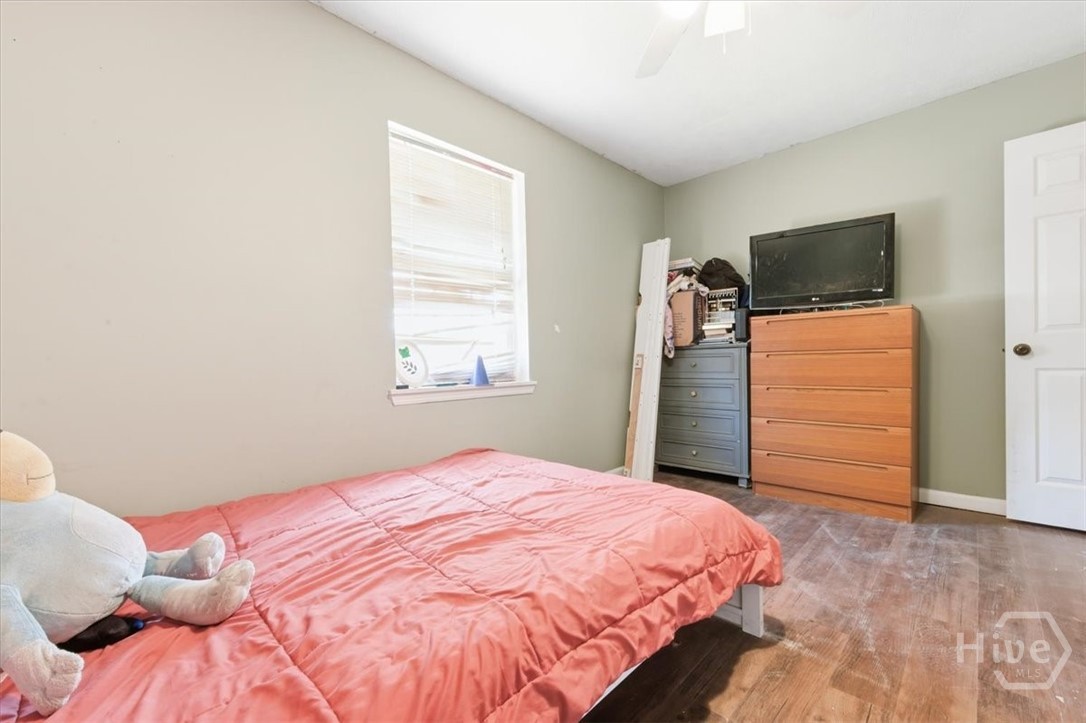 345 West Poplar Street Jesup, GA 31545 - Photo 18 of 31 Bedroom 2