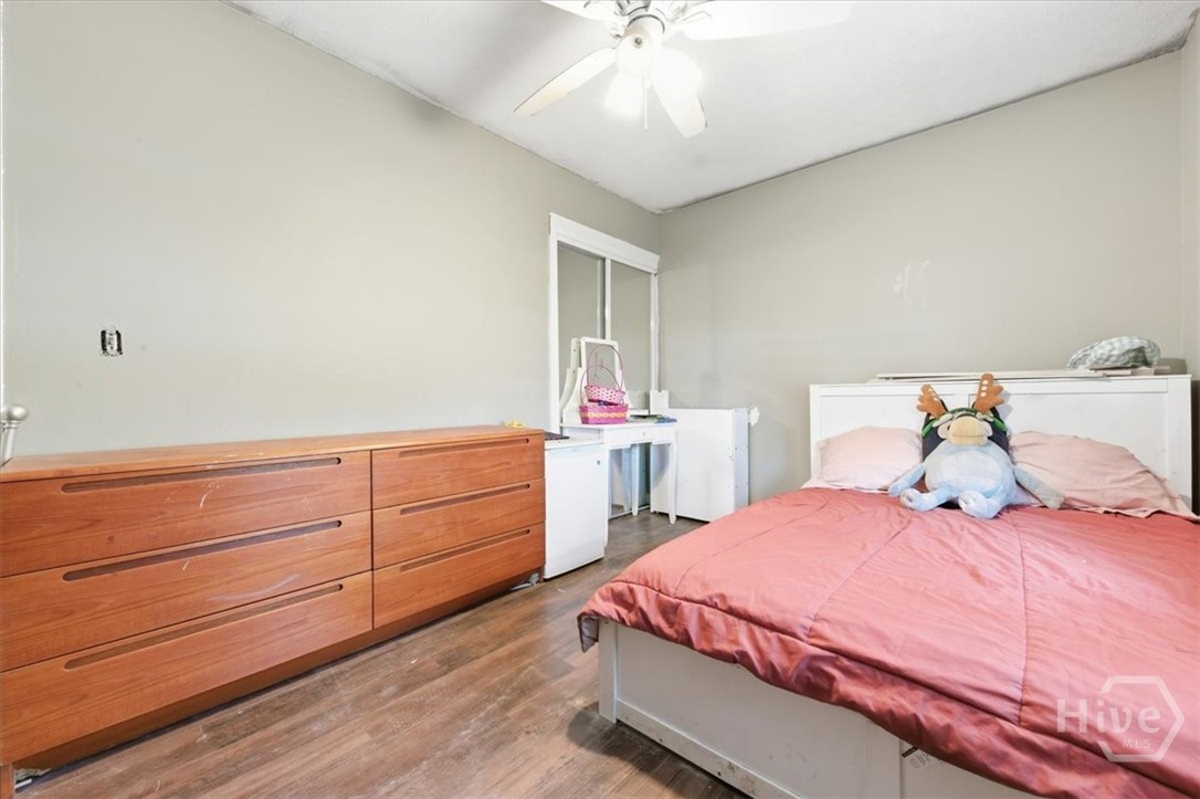 345 West Poplar Street Jesup, GA 31545 - Photo 19 of 31 Bedroom 2