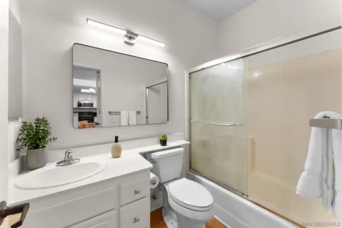 $579,000 | 2250 Camino De La Reina, Unit 202, San Diego, CA 92108