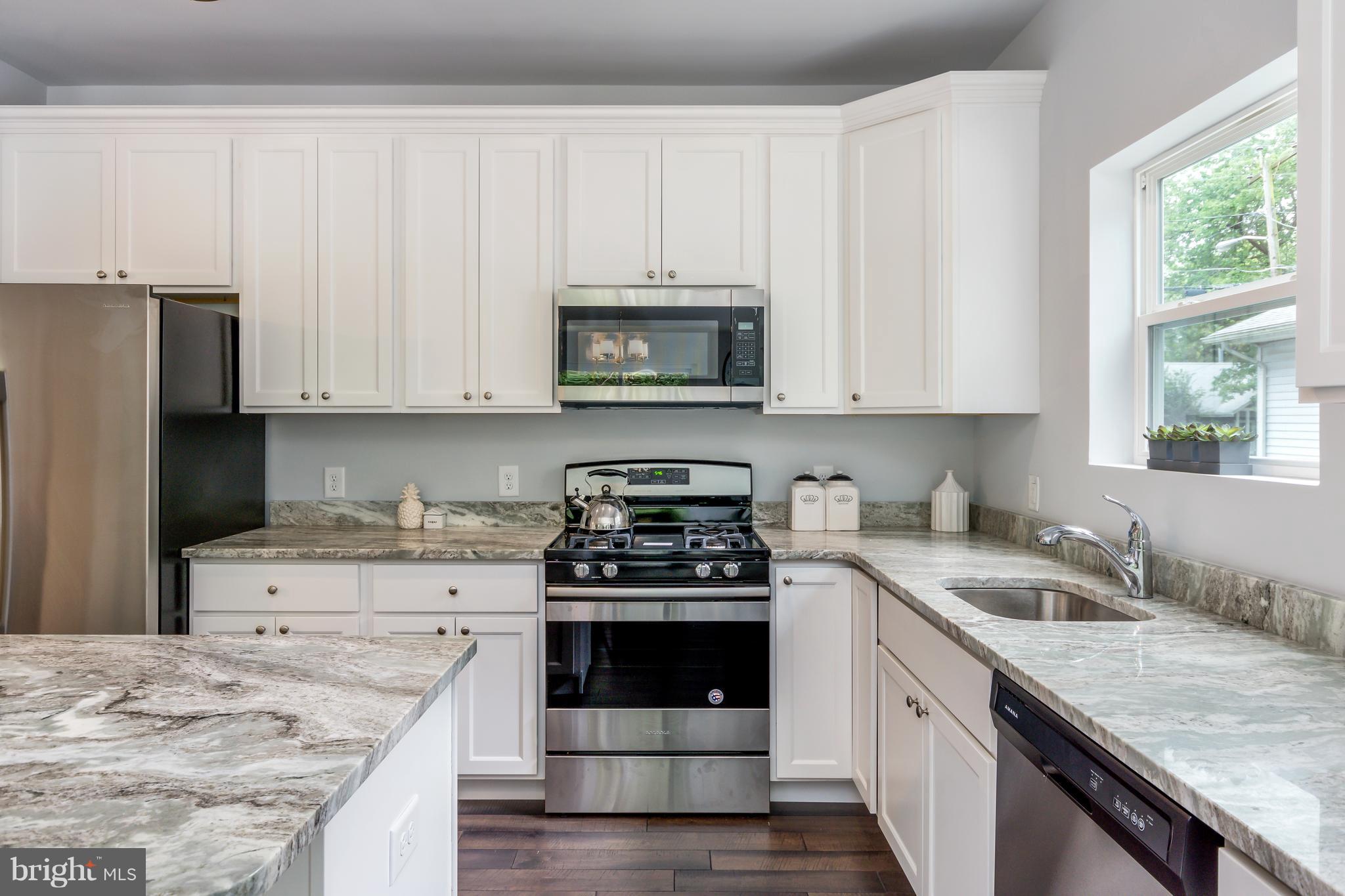 1455 Ridgeway Arnold, MD 21012 - Photo 15 of 29 Kitchen