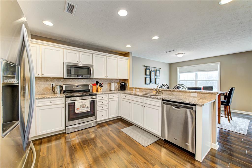 6123 Pebblebrooke Road Whitestown, IN 46075 - Photo 15 of 44