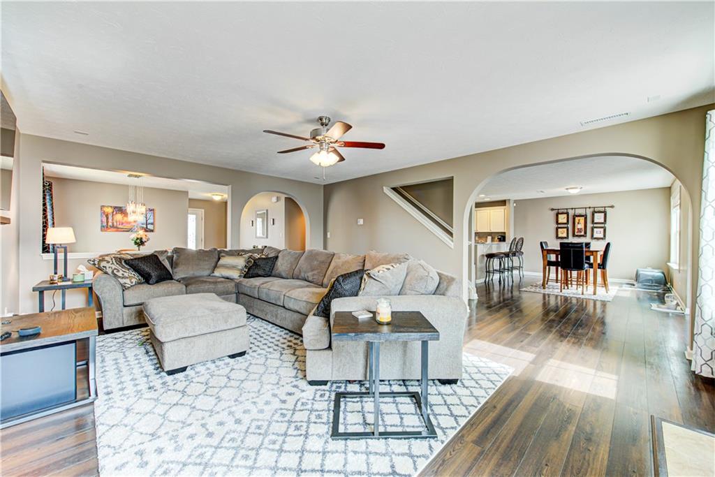 6123 Pebblebrooke Road Whitestown, IN 46075 - Photo 4 of 44