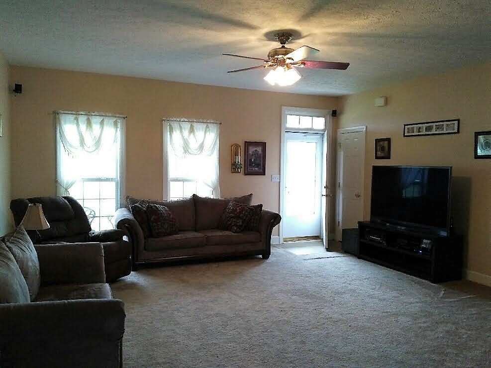 332 Paschal Road Unionville, TN 37180 - Photo 2 of 26 Gallery Image 2