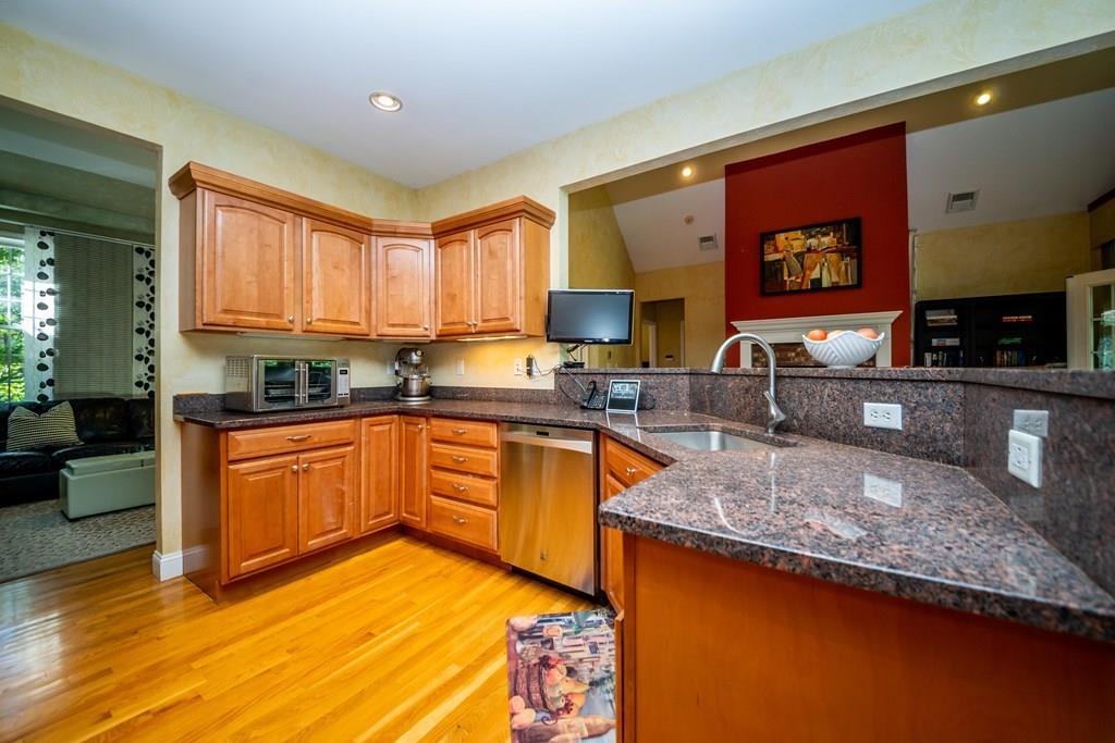 14 Carver Road Wareham, MA 02576 - Photo 9 of 42