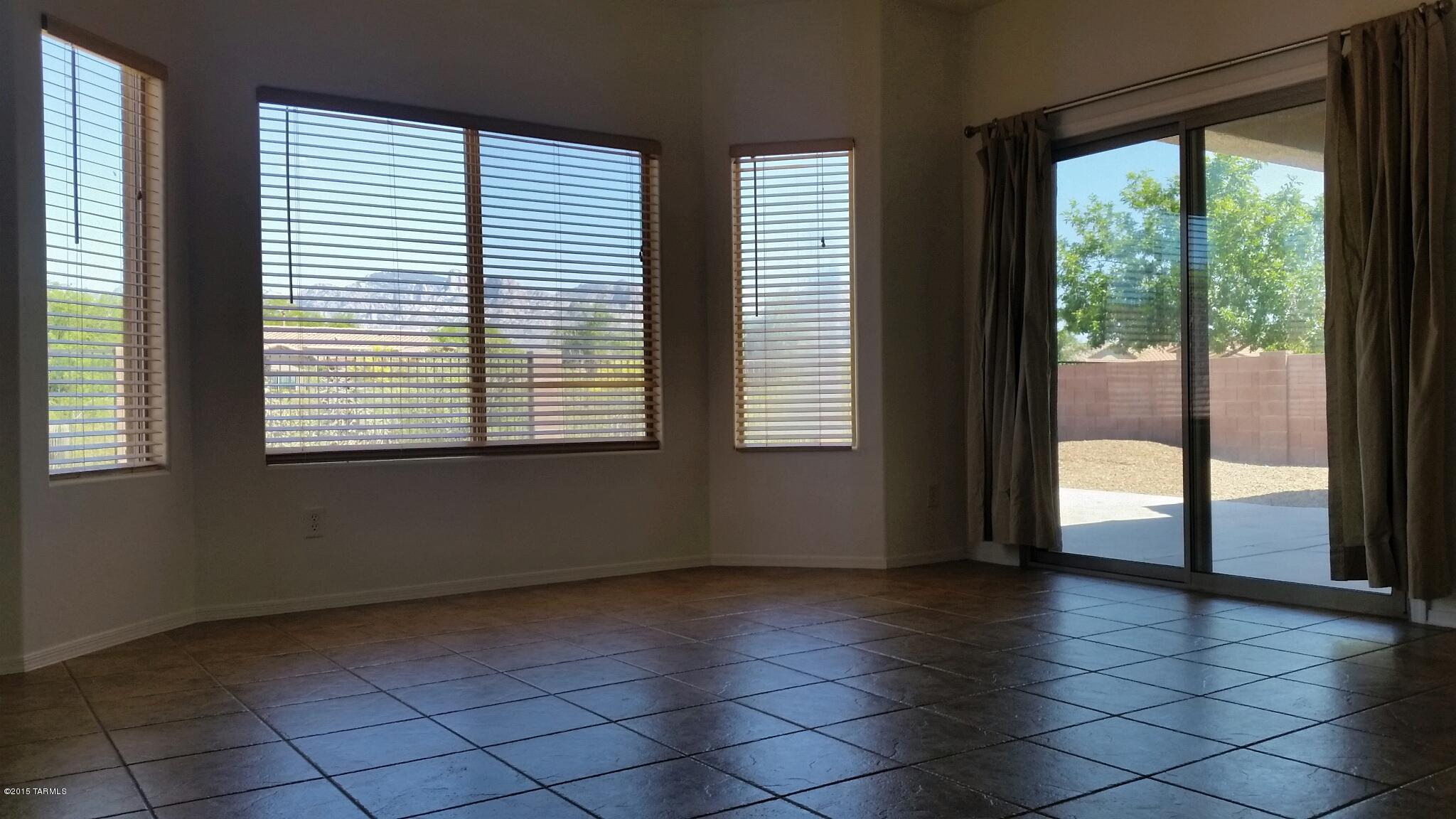 11648 North Peaceful Night Road Tucson, AZ 85737 - Photo 14 of 29