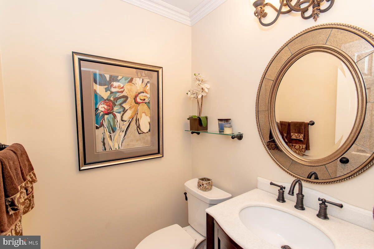 411 Hickory Road Huntingdon Valley, PA 19006 - Photo 13 of 24