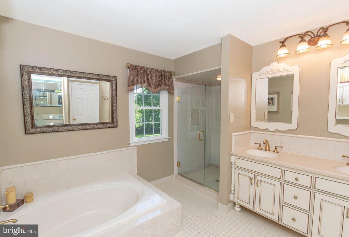 411 Hickory Road Huntingdon Valley, PA 19006 - Photo 23 of 24