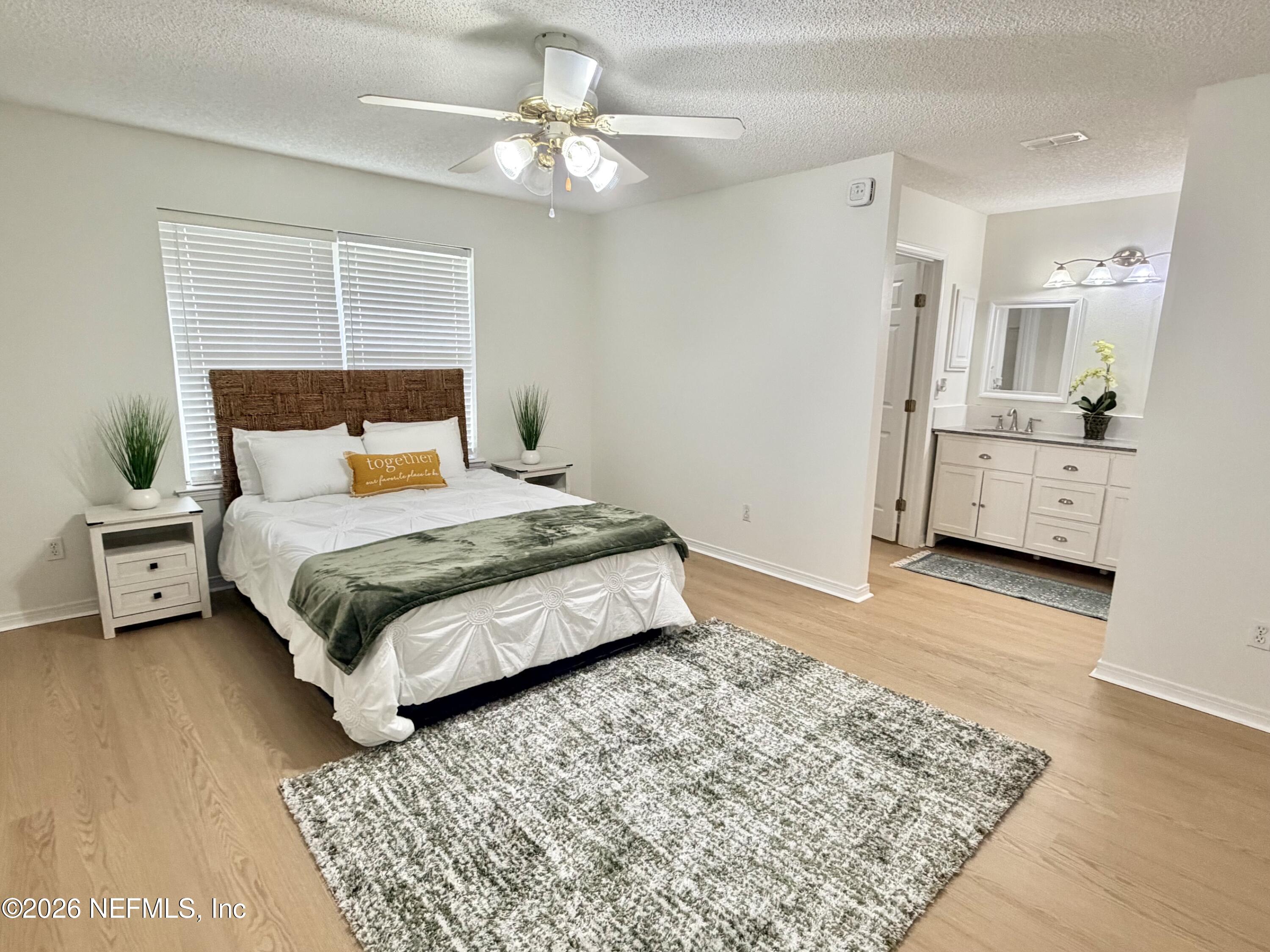 2411 Paris Mill Road Jacksonville, FL 32221 - Photo 8 of 11 Primary Suite