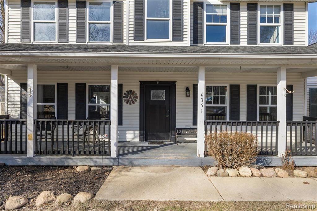 4351 Cordley Lake Road Pinckney, MI 48169 - Photo 5 of 41 Gallery Image 5