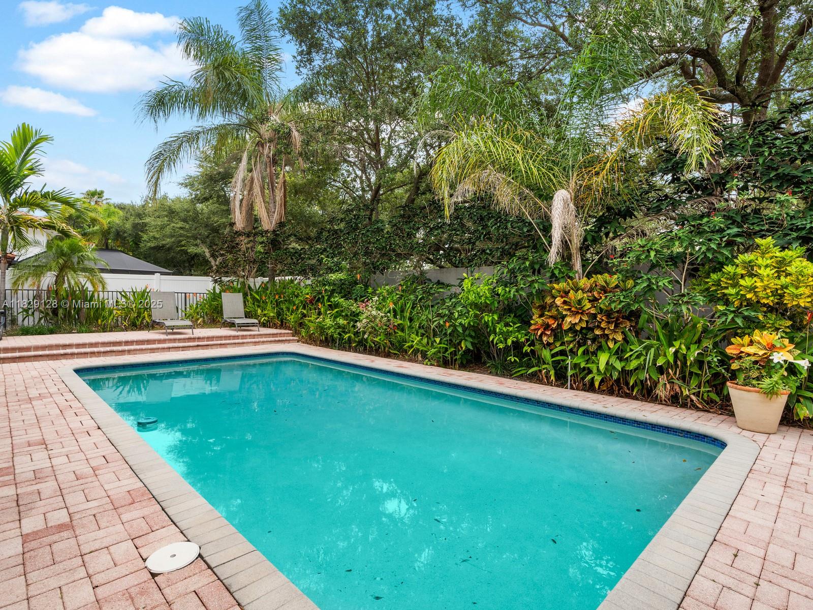 2560 Northwest 27th Street Boca Raton, FL 33434 - Photo 23 of 24 Gallery Image 23