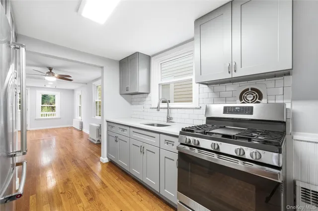 $3,250 | 100 School Street, Oyster Bay, NY 11771