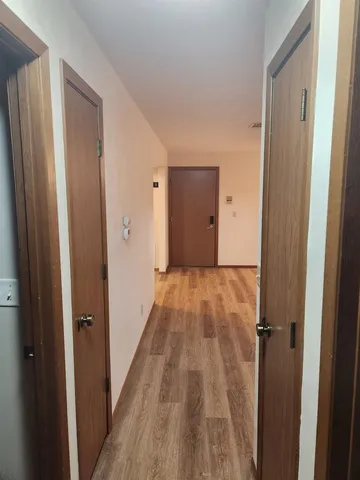 $925 | 709 Crosstown Avenue, Unit 101, Silvis, IL 61282