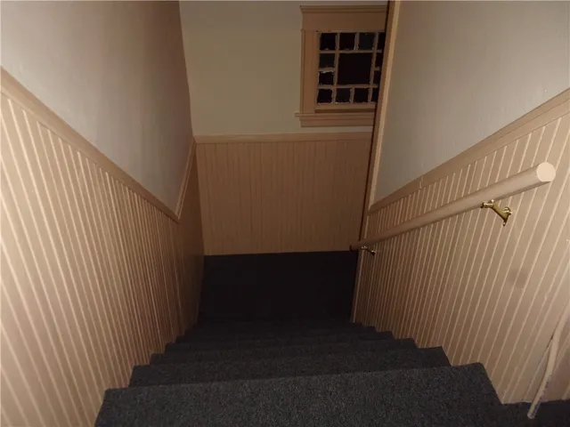 $1,800 | 1 Lamoureux Boulevard, Unit 2, North Smithfield, RI 02896