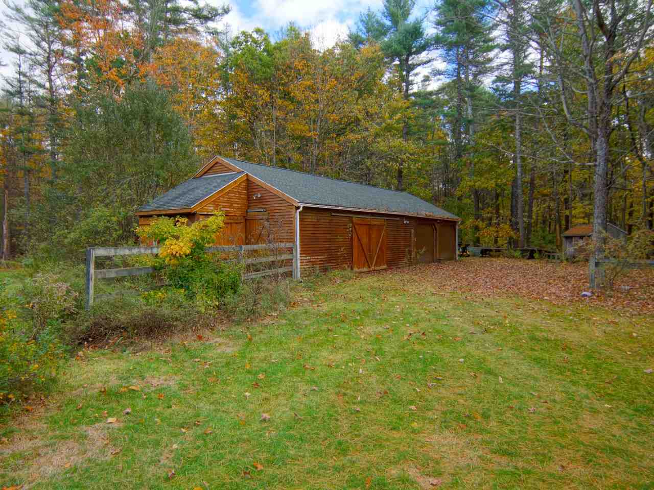 221 Exeter Road Hampton Falls, NH 03844 - Photo 3 of 40
