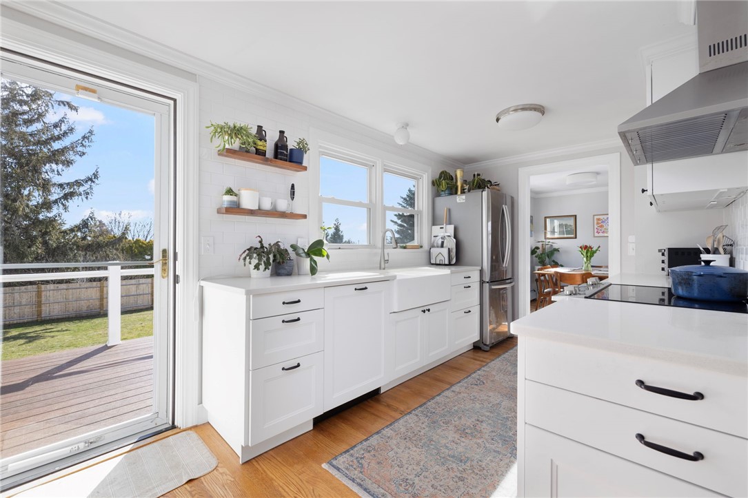 45 Harvey Road Middletown, RI 02842 - Photo 12 of 43 Gallery Image 12