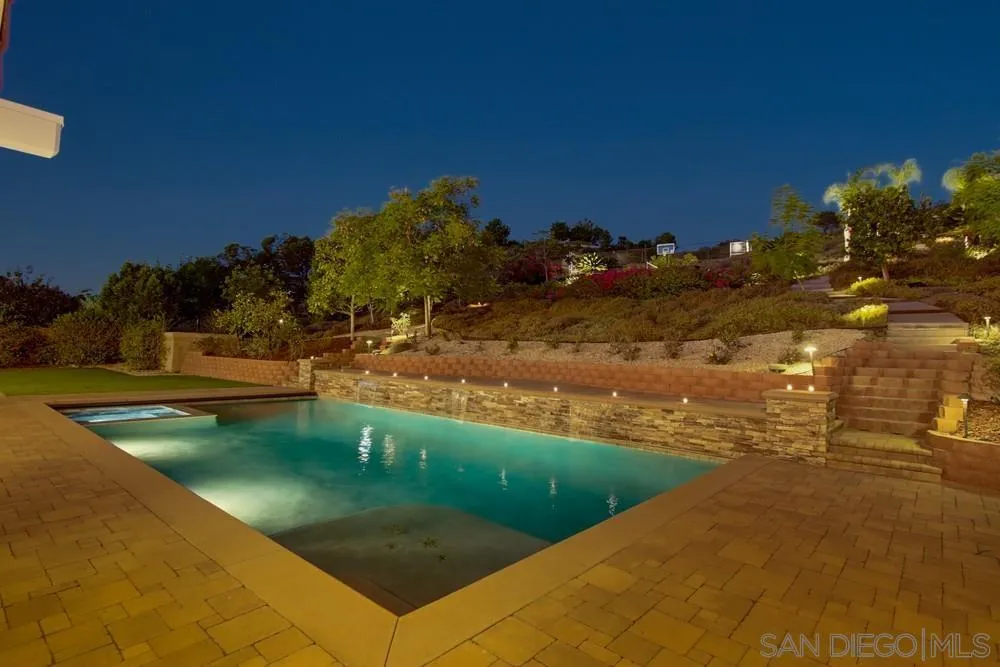 14326 Sandhill Road Poway, CA 92064 - Photo 6 of 75 Gallery Image 6