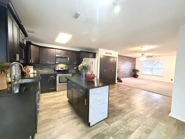 $1,875 | 9210 New Kenton, San Antonio, TX 78240