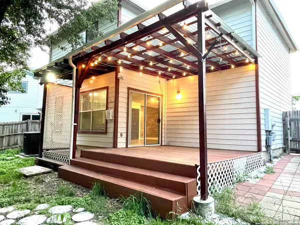 $1,875 | 9210 New Kenton, San Antonio, TX 78240