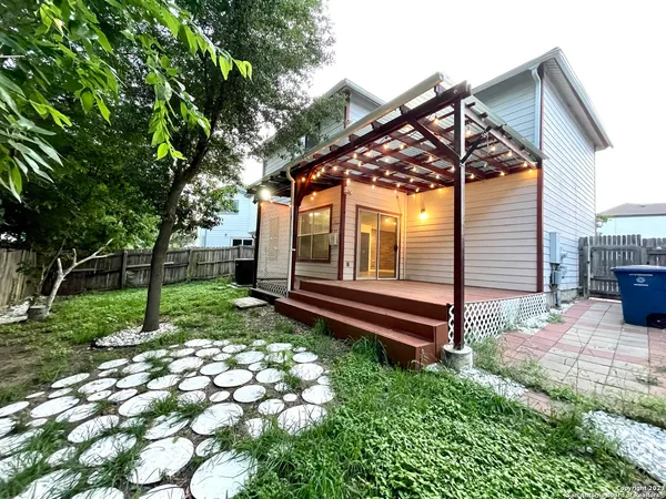 $1,875 | 9210 New Kenton, San Antonio, TX 78240