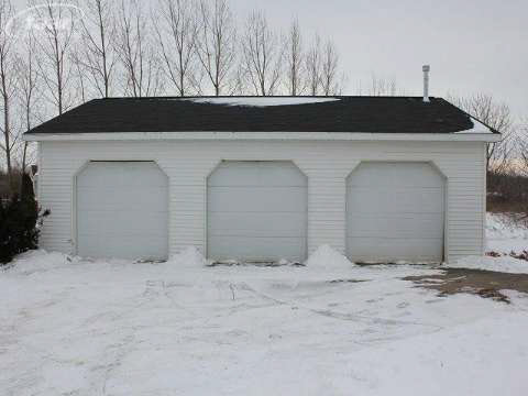 6621 Mason Road Owosso, MI 48867 - Photo 4 of 30 20392137-3.JPG