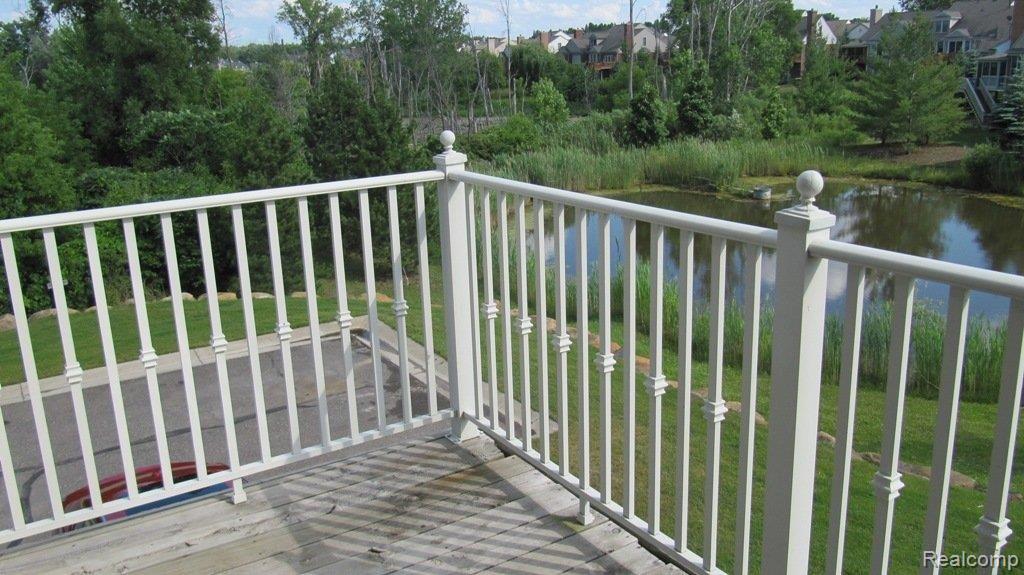 3693 Oakmonte Boulevard Rochester, MI 48306 - Photo 2 of 16 Balcony