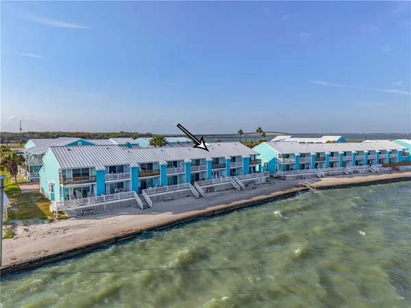 $450,000 | 2292 North Fulton Beach Road, Unit 303, Rockport, TX 78382